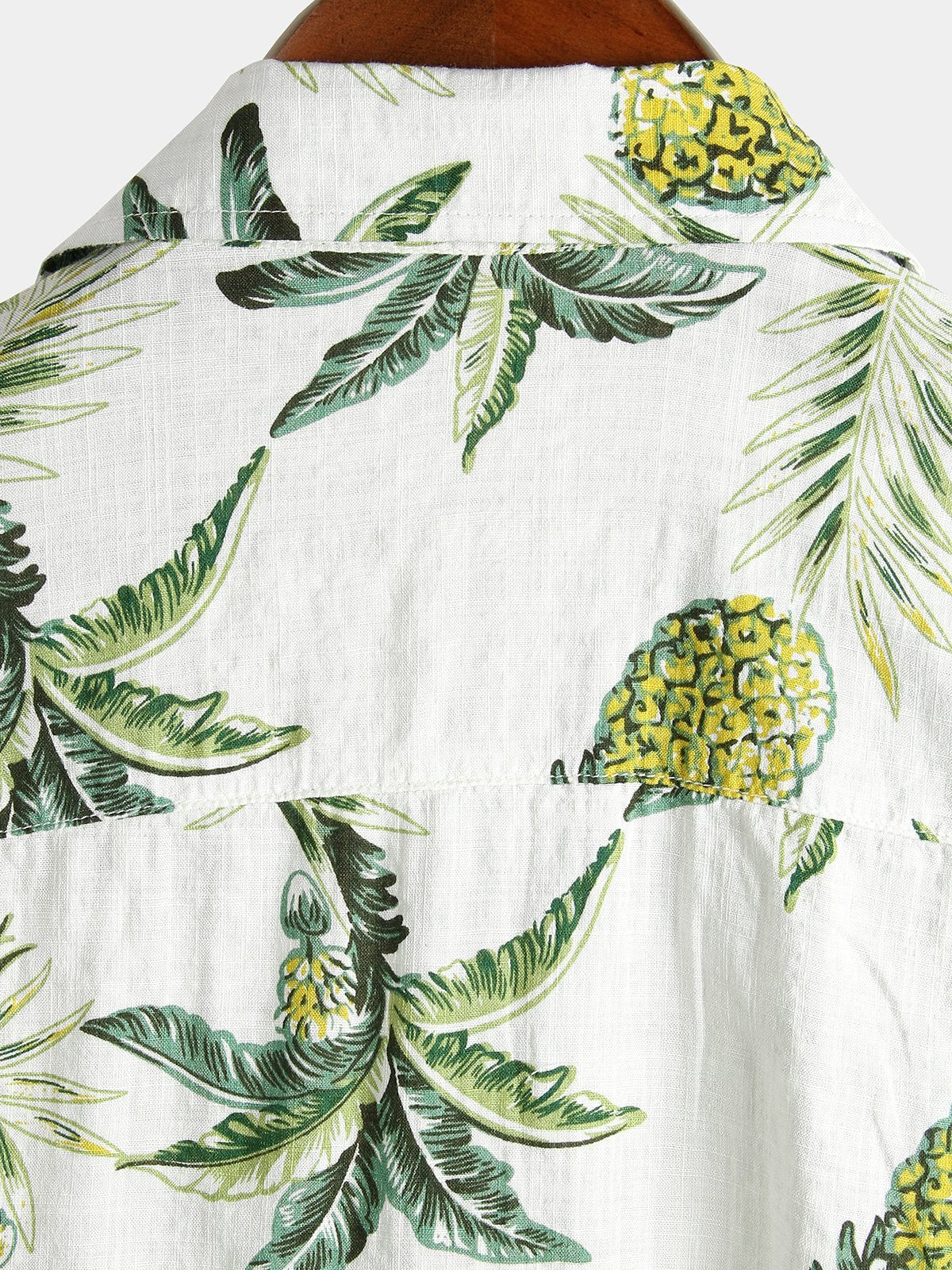 Kurzärmeliges Sommerhemd aus Baumwolle mit Hawaii-Print aus Ananasblüten und tropischen Früchten für Herren
